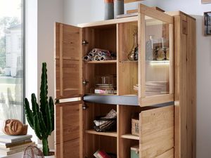 Miniaturka 4 - Otwarta witryna z półkami i szkłem w stylu nowoczesnym