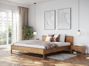 Miniaturka 2 - Aranżacja sypialni z łóżkiem i dwiema szafkami nocnymi z drewna