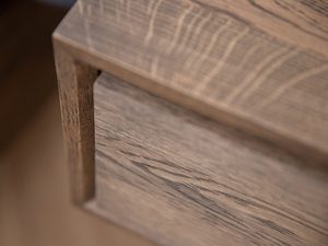 Miniaturka 2 - Zaokrąglony narożnik szuflady z litego drewna