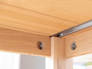 Miniaturka 3 - Konstrukcja mocowania nóg w stole z litego dębu