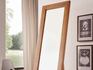 Miniaturka 1 - Stojące lustro z drewnianą ramą