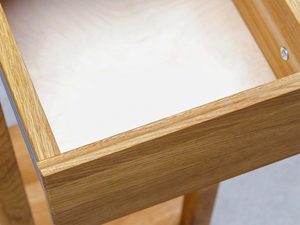 Miniaturka 11 - Prowadnica szuflady w stoliku z naturalnego drewna