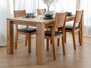 Miniaturka 13 - Zestaw dębowych krzeseł i stołu w jadalni w stylu skandynawskim