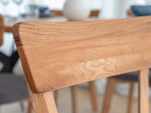 Miniaturka 9 - Zaokrąglone oparcie krzesła dębowego