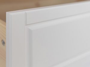 Miniaturka 3 - Klasyczny front szafki z pionowym frezowaniem