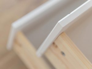 Miniaturka 5 - Front białej szuflady z frezowaniem i klasycznym uchwytem