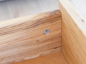 Miniaturka 5 - Element mocowania wewnętrznego w dębowym korpusie