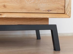 Miniaturka 3 - Dębowa komoda RTV z czarną półką i stalową podstawą