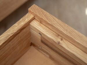 Miniaturka 14 - Drewniana rama łóżka dąb naturalny z narożnym łączeniem