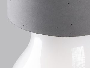 Miniaturka 4 - Detal klosza lampy z betonu, styl loftowy