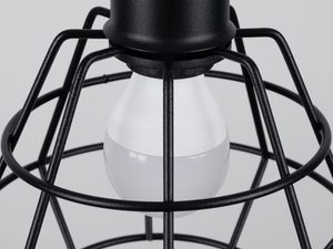 Miniaturka 4 - Zbliżenie na górny pierścień klosza lampy drucianej