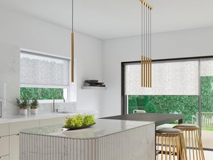 Miniaturka 7 - Jadalnia z kuchnią i trzema złotymi tubami LED nad wyspą