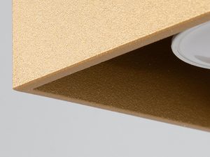 Miniaturka 3 - Zbliżenie na teksturę i krawędź lampy LED kostki