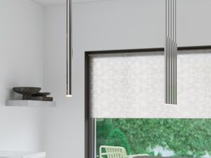 Miniaturka 5 - Lampa wisząca tubowa w czarnym kolorze nad stołem kuchennym