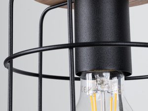 Miniaturka 4 - Zbliżenie na metalowy klosz z drewnianą nakładką