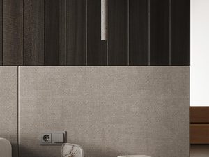 Miniaturka 5 - Zabudowa ścienna z pionową lampą LED w nowoczesnej sypialni