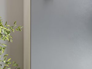 Miniaturka 4 - Nowoczesny salon z drewnianym sufitem i czarną listwą oświetleniową