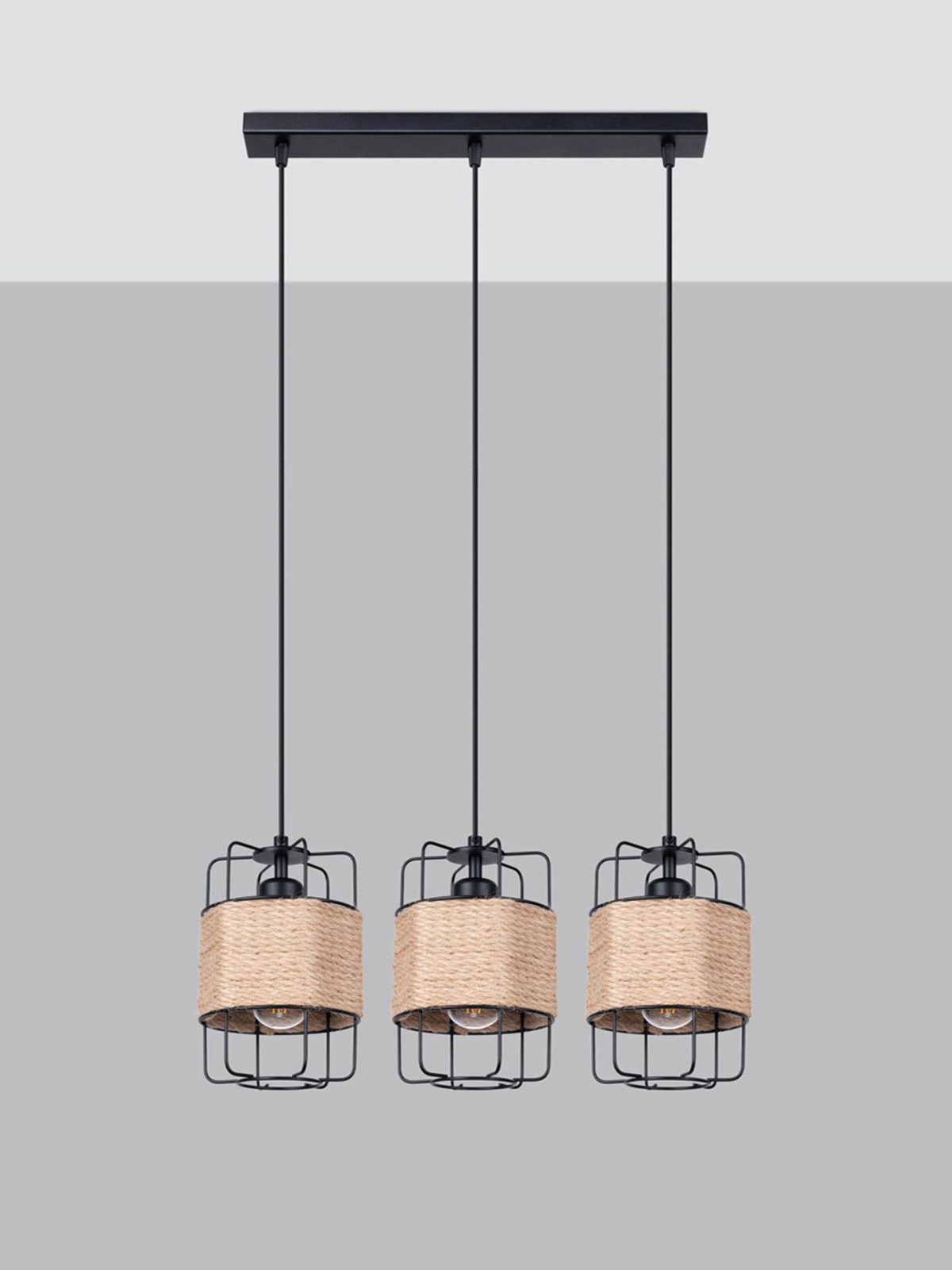 Czarny profil lampy wiszącej z naturalnym wykończeniem z liny