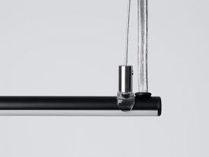 Miniaturka 4 - Lampa LED wisząca z trzema linkami na czarnym tle technicznym