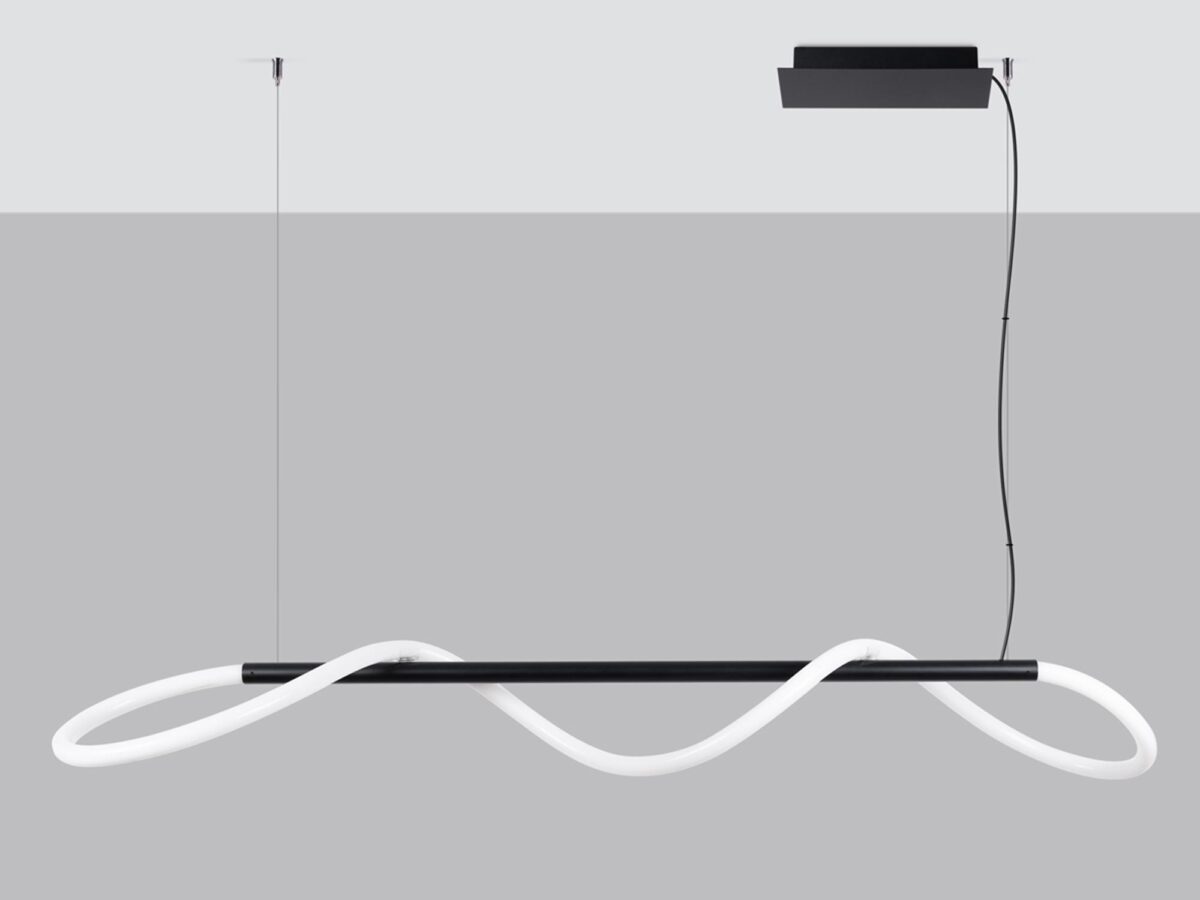 Falowana lampa LED w neutralnej aranżacji wnętrza w stylu minimalistycznym