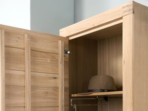 Miniaturka 2 - Drewniana garderoba z półkami i lustrem, styl naturalny