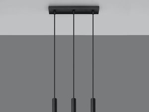 Miniaturka 8 - Lampa pionowa potrójna w ciemnej oprawie na tle szarej ściany