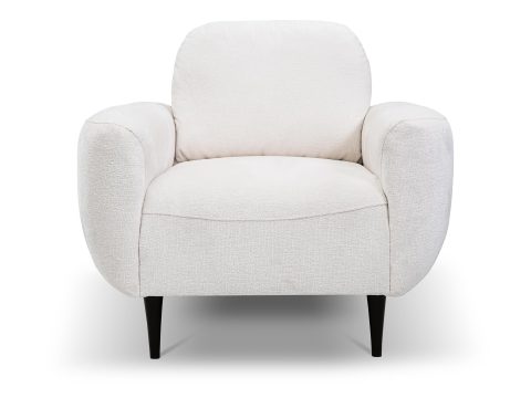 Beżowy fotel tapicerowany z niskim oparciem i czarnymi nóżkami