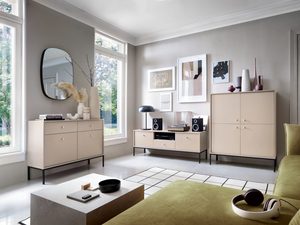 Miniaturka 5 - Wnętrze z beżową szafką RTV na cienkich nogach i dekoracjami