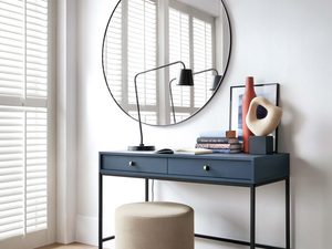 Miniaturka 7 - Granatowa toaletka z szufladami i czarną ramą w stylu loftowym