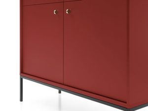 Miniaturka 19 - Czerwona szafa z podwójnymi drzwiami i złotymi uchwytami