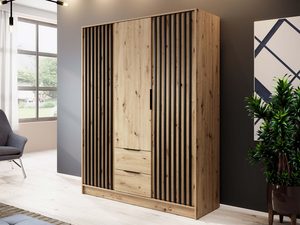 Miniaturka 2 - Przestronna szafa z drewnianymi panelami w salonie