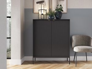 Miniaturka 3 - Czarna komoda z ryflowanym frontem i czarnymi nóżkami