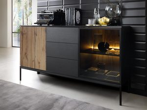 Miniaturka 3 - Komoda loftowa z czarnymi frontami i podświetleniem LED w nowoczesnym wnętrzu