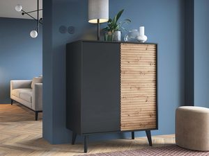 Miniaturka 3 - Komoda loftowa na tle niebieskiej ściany