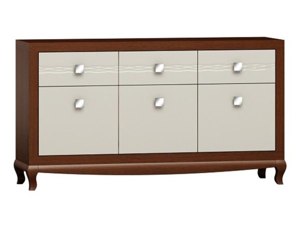 Drewniana komoda z rzeźbionymi nogami i dekoracyjnymi uchwytami w stylu vintage do eleganckiego wnętrza