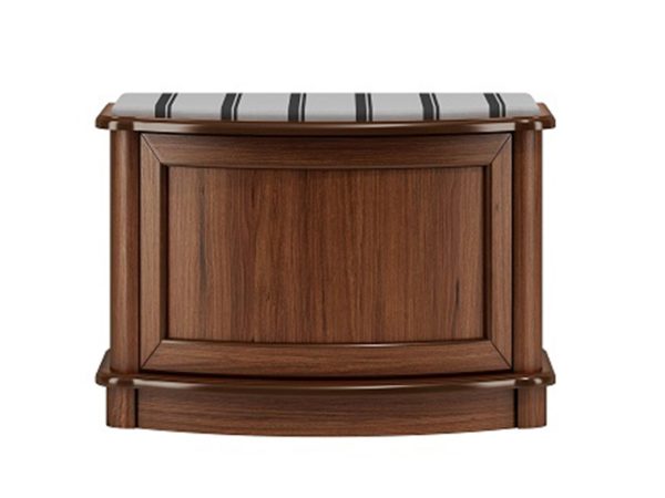 Klasyczna skrzynia drewniana na pościel