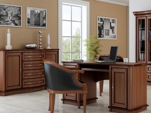 Miniaturka 2 - Drewniane biurko z rzeźbionymi detalami i klasycznym wykończeniem do eleganckiego gabinetu