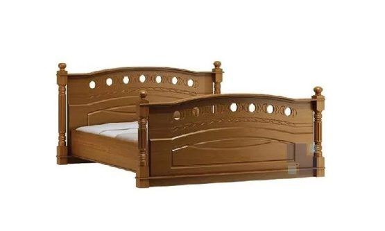 Klasyczne łóżko z rzeźbionymi detalami, drewnianą ramą i wysokim wezgłowiem do eleganckiej sypialni