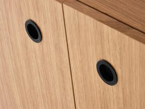 Miniaturka 6 - Detal drewnianej szafki RTV