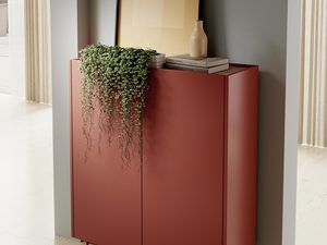 Miniaturka 4 - Czerwona komoda z metalowymi nogami i zaokrąglonymi krawędziami, styl nowoczesny