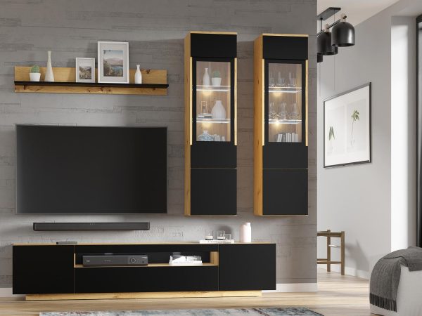 Przestronny zestaw mebli do pokoju