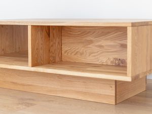 Miniaturka 7 - Zbliżenie na półkę w ławie dębowej