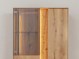 Miniaturka 6 - Wnętrze witryny dębowej z półkami, naturalne drewno