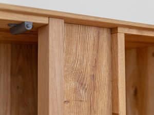 Miniaturka 12 - Detal połączenia drewnianych elementów, naturalne drewno