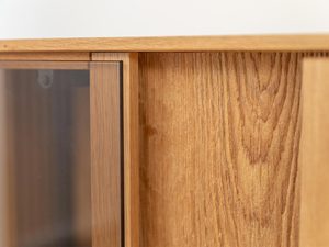 Miniaturka 6 - Zbliżenie na słoje drewna dębowego