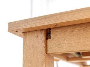 Miniaturka 5 - Stół dębowy z litego drewna, nowoczesny desig