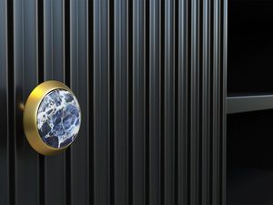 Miniaturka 14 - Detal uchwytu w dwudrzwiowej szafce