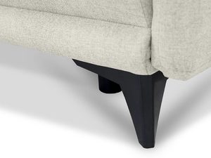 Miniaturka 5 - Detal czarnej nóżki sofy o nowoczesnym kształcie