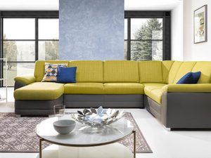 Miniaturka 3 - Musztardowy narożnik tapicerowany w eleganckim salonie z niebieską ścianą