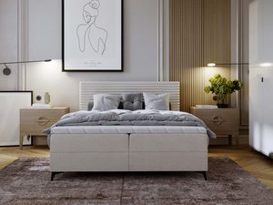 Miniaturka 28 - Kremowe łóżko kontynentalne z prążkowanym zagłówkiem w sypialni